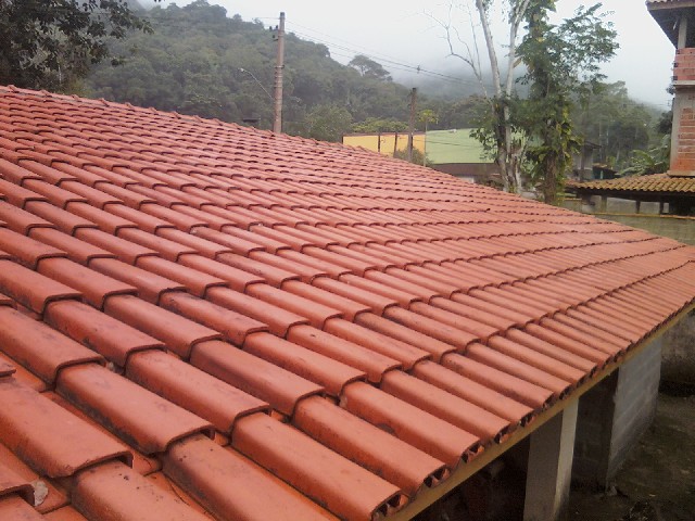 Foto 1 - Reforma de telhados em ubatuba-sp